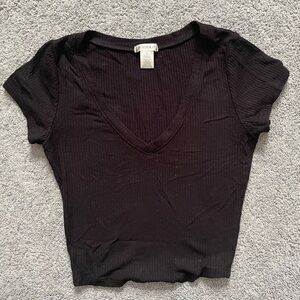 BOZZOLO Black V-Neck Ribbed Women's Top